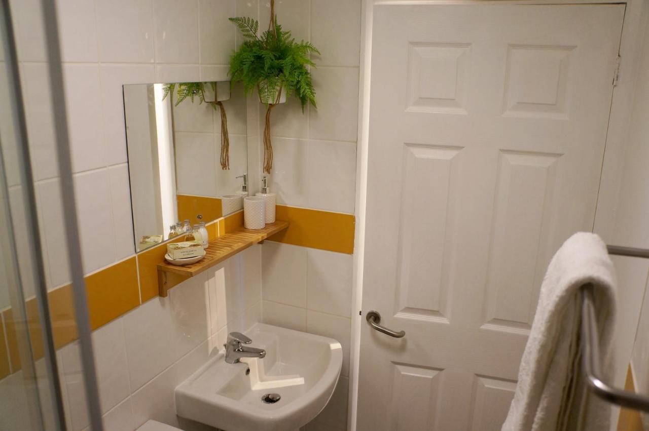 The Oldbrook Garden Flat Apartment Milton Keynes Exterior photo